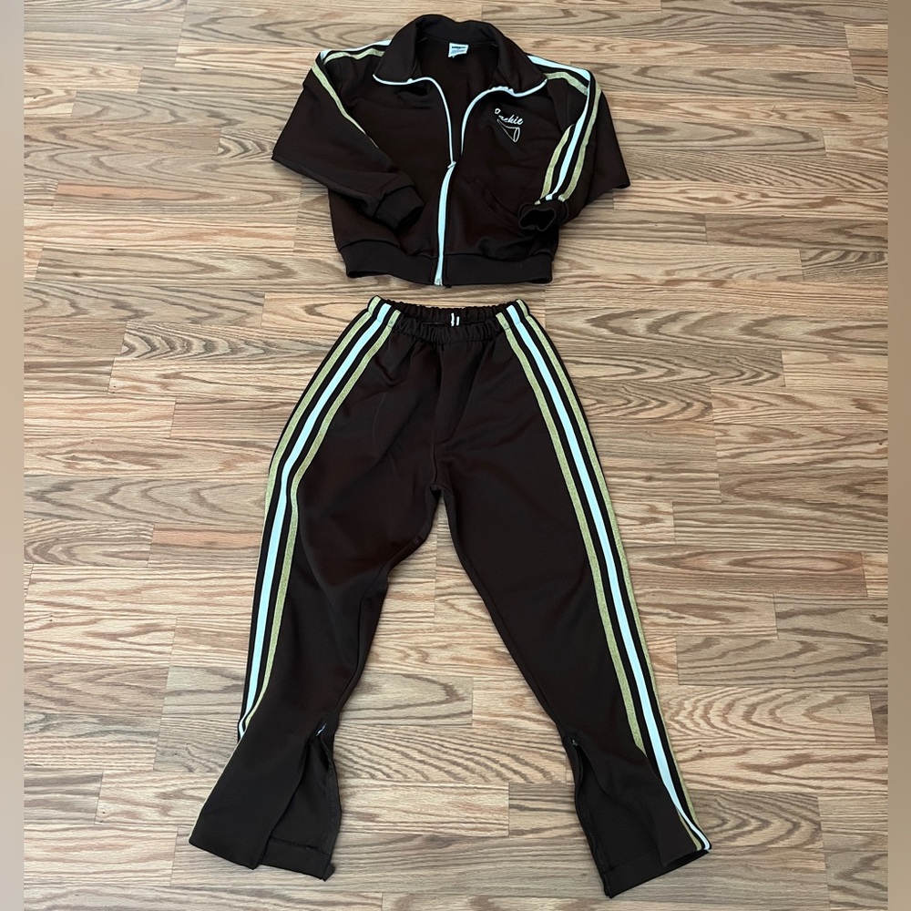 Authentic Canyon Hills Pop Warner Cheer Warm Ups!